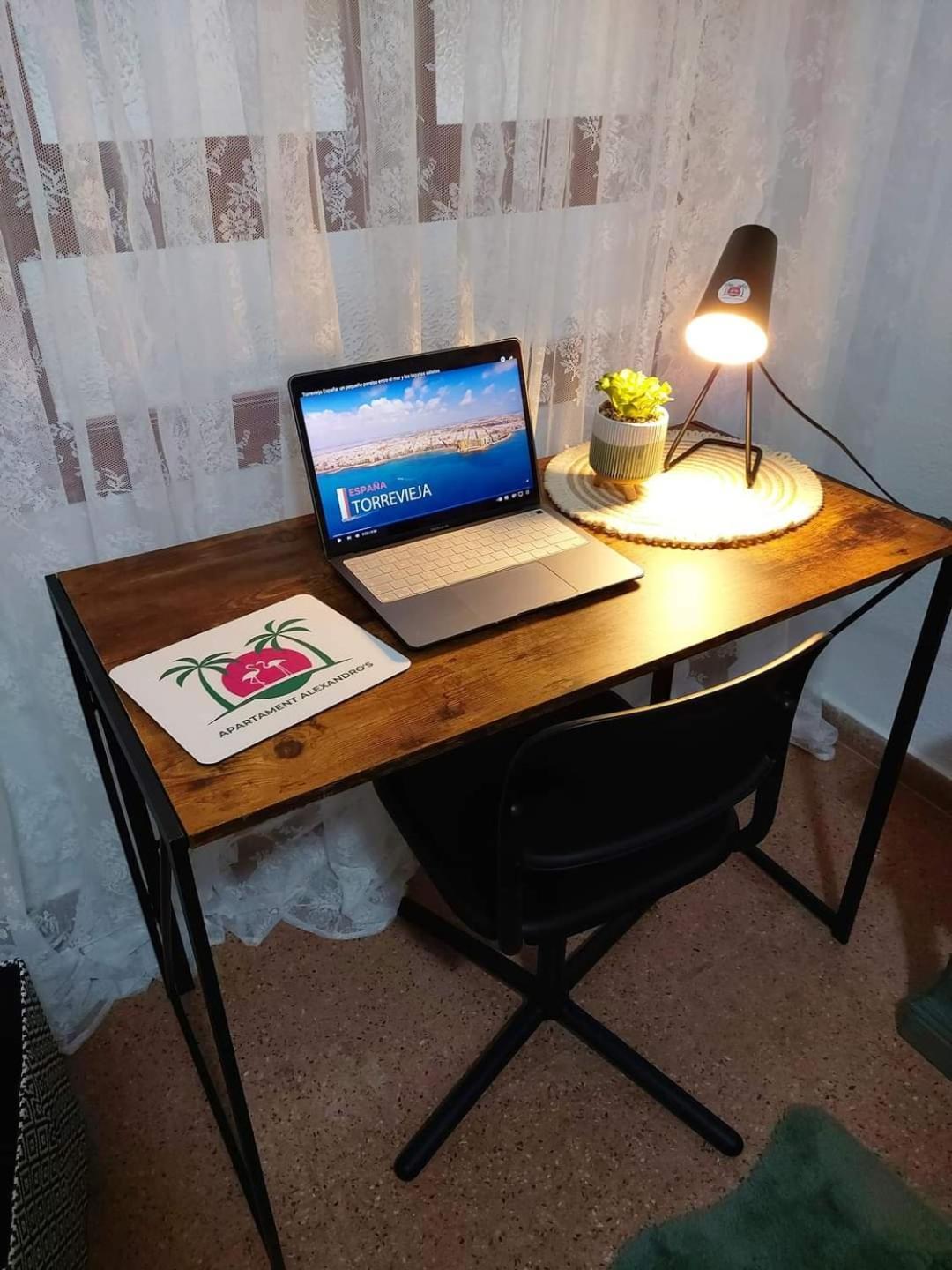 Apartament Alexandro'S Διαμέρισμα Τορεβιέχα Εξωτερικό φωτογραφία